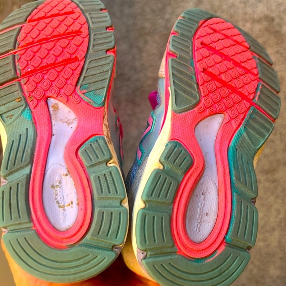 New Balance Kids' Sneakers - Picture 5 of 10
